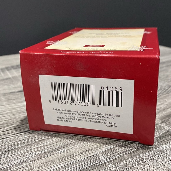 Hallmark | Barbie: Special Memories Photo Holder (2003) - Keepsake Ornament - Picture 8 of 15